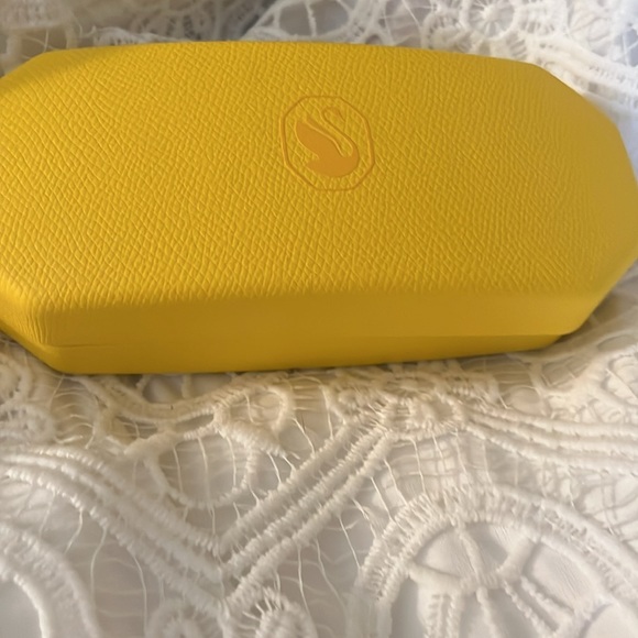 Swarovski Crystal Sunglasses SK 382 - Picture 7 of 7